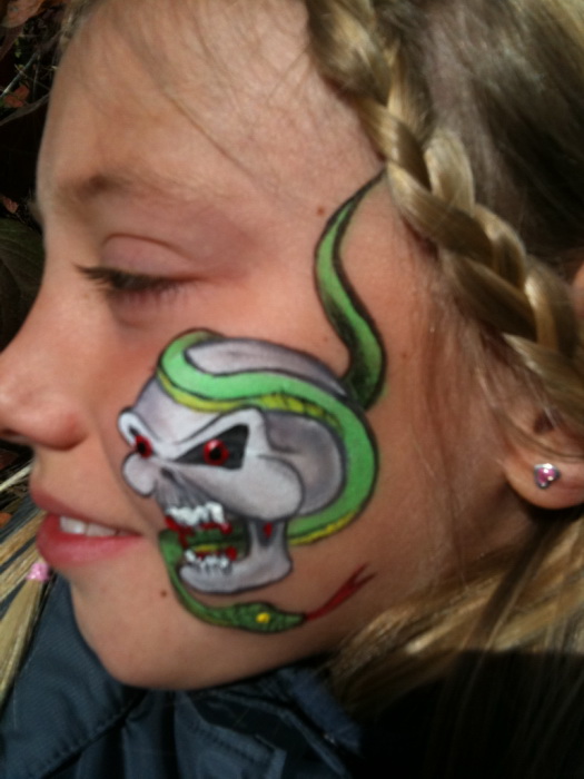 maquillages_tete_de_mort_serpent